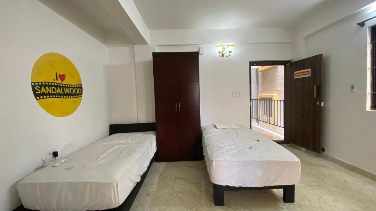 C Suites - Royal Homes II Short & Long Stays Бангалор Екстериор снимка